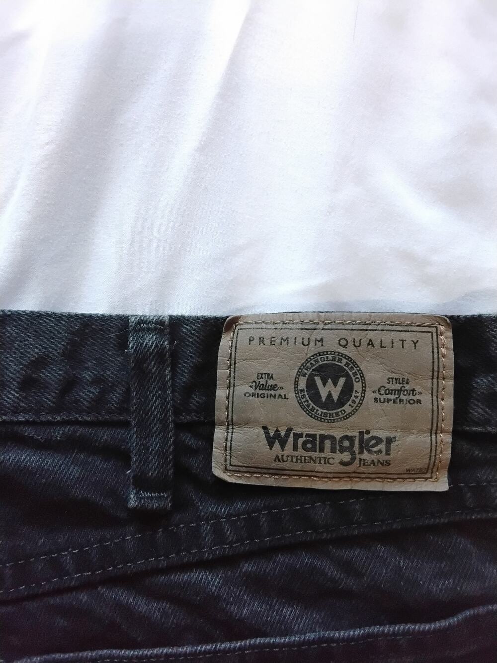Wrangler Authentic Western Jeans Men 36x32 Black Denim Raw Hem 27” Inseam